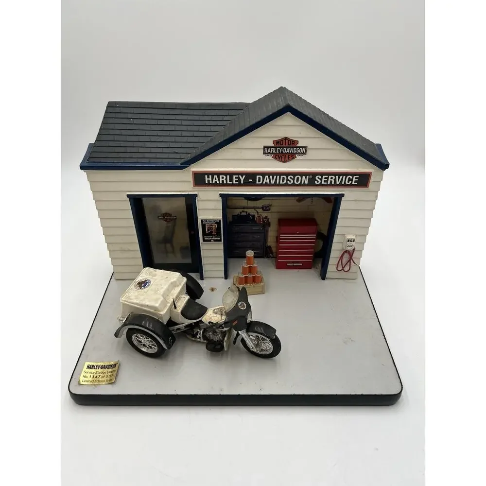 Harley-Davidson Police Servi-Car Ultra Edition Service Station Display COA